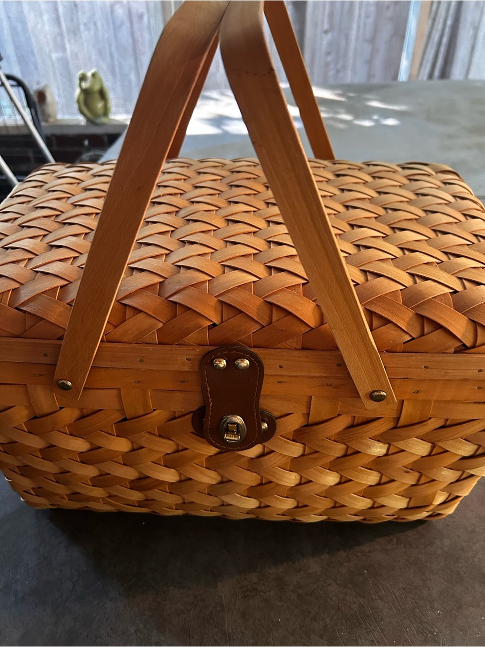 Vintage Picnic Basket With Dinnerware Service for 6